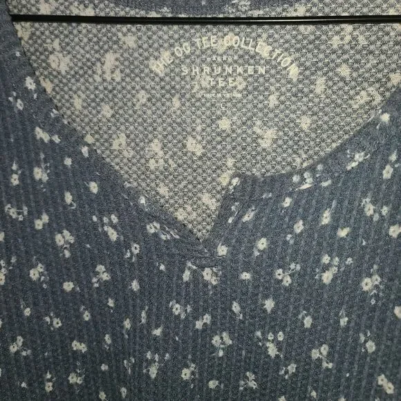 Aeropostale Long Sleeve Floral Shrunken Tee Size L - Picture 6 of 8